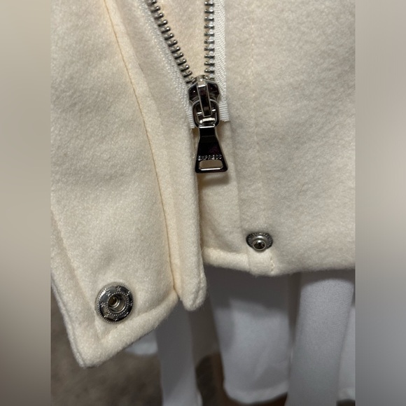 EXPRESS White Coat with Buttons and Black Straps and faux fur lined hood - Picture 2 of 6